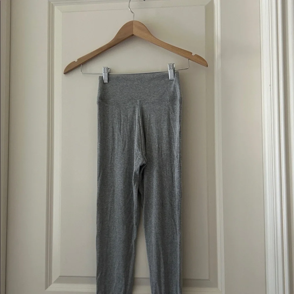 Natural Life Girls' Gray Ribbed PullOn Leggings stretchy viscose elastane size M